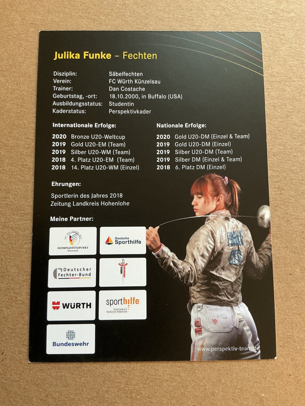 Julika Funke, Germany 🇩🇪 Fencing Sports 2024 hand signed - Autographs-World