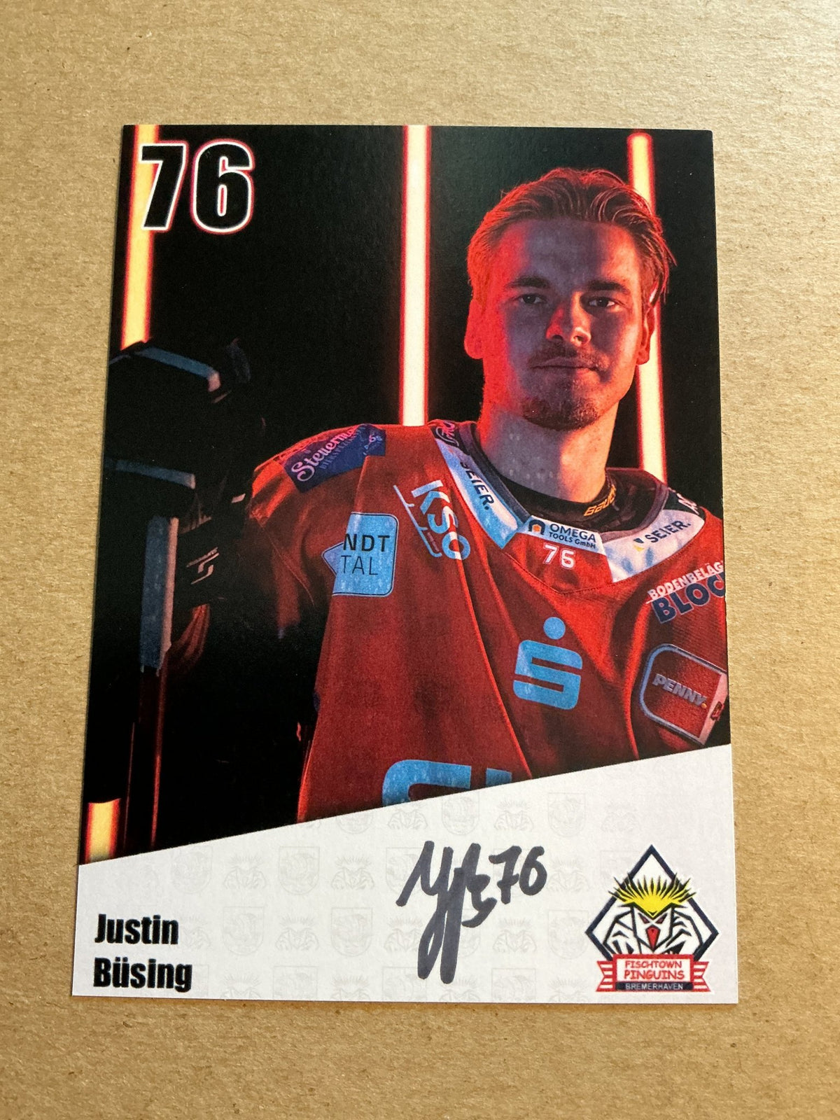 Justin Büsing, Germany 🇩🇪 Fishtown Pinguins 2024/25 hand signed - Autographs-World
