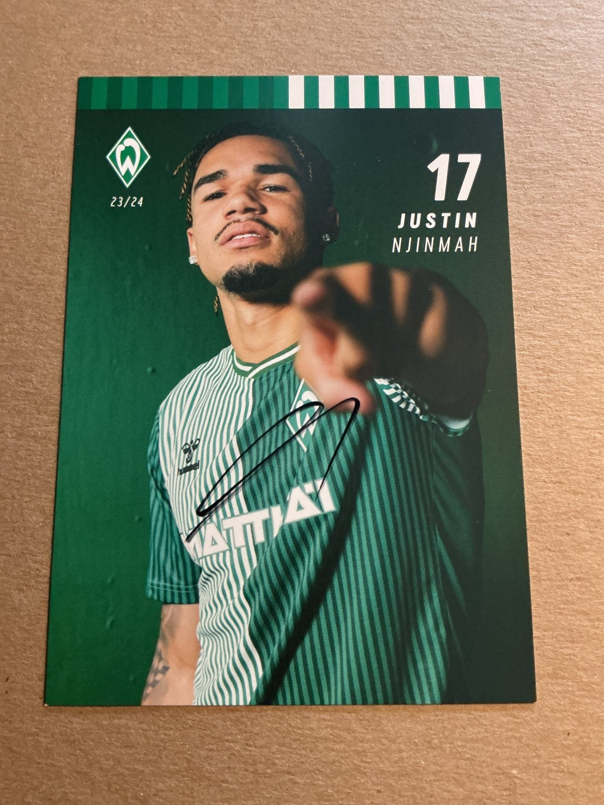 Justin Njinmah, Germany 🇩🇪 SV Werder Bremen 2023/24 hand signed - Autographs-World