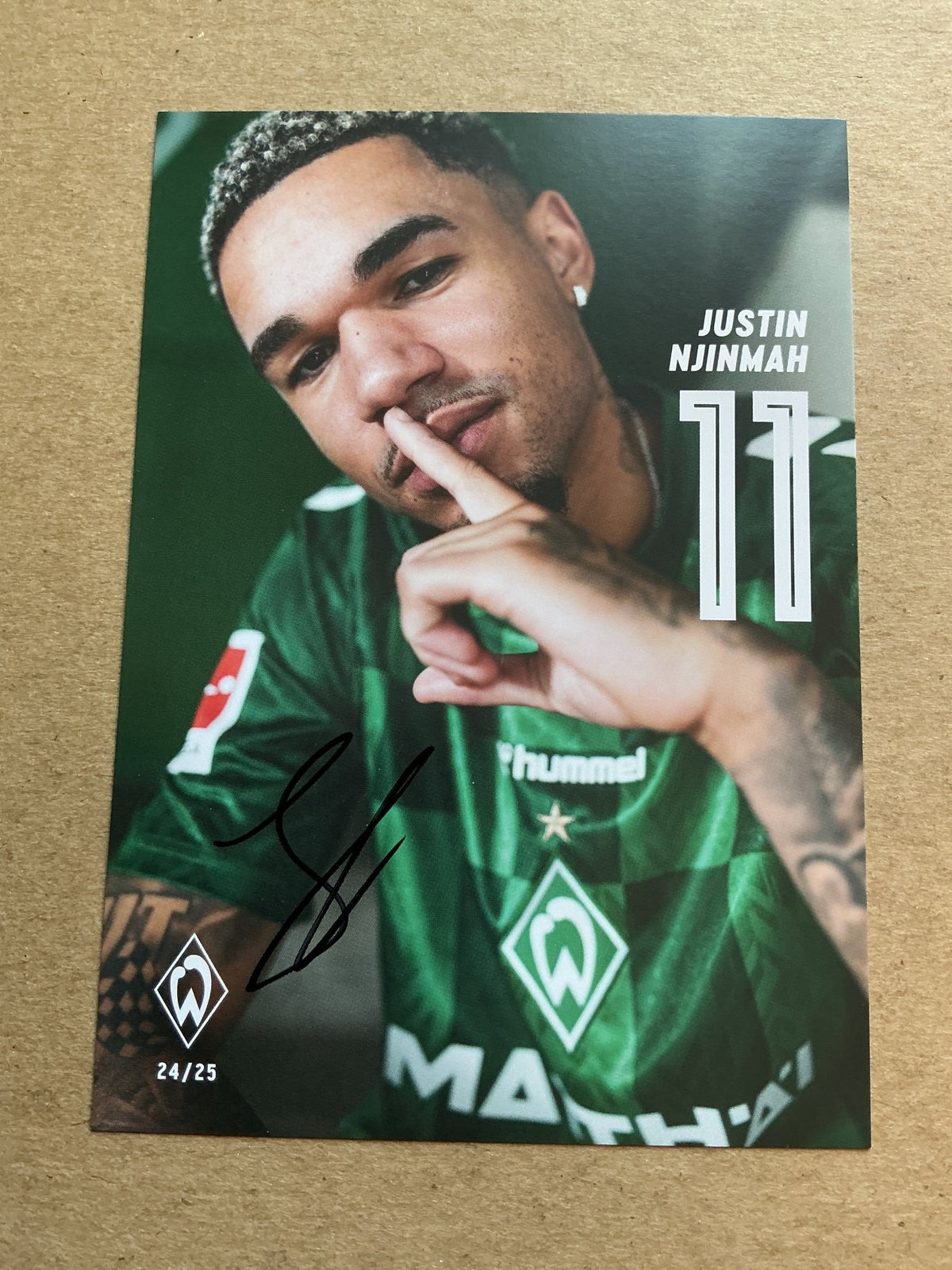 Justin Njinmah, Germany 🇩🇪 SV Werder Bremen 2024/25 hand signed - Autographs-World