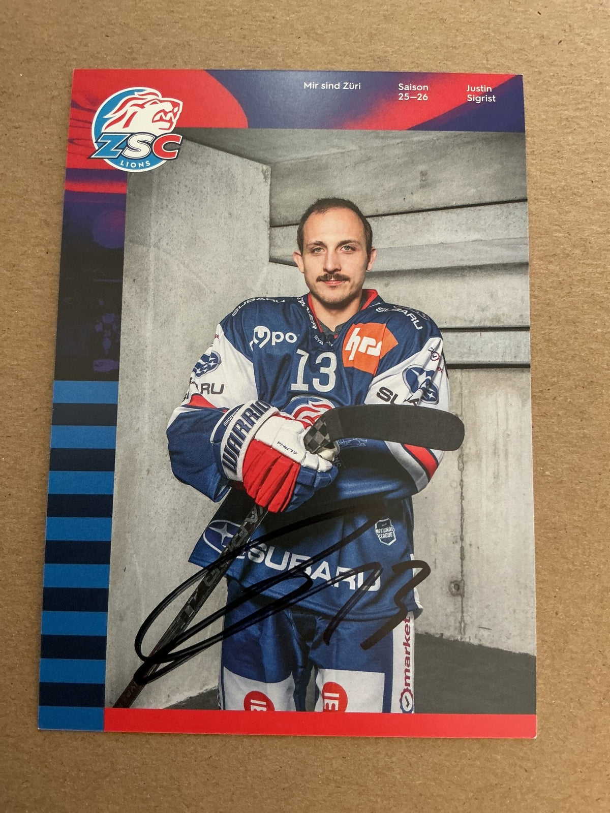 Justin Sigrist, Switzerland 🇨🇭 ZSC Lions 2025/26 hand signed - Autographs-World