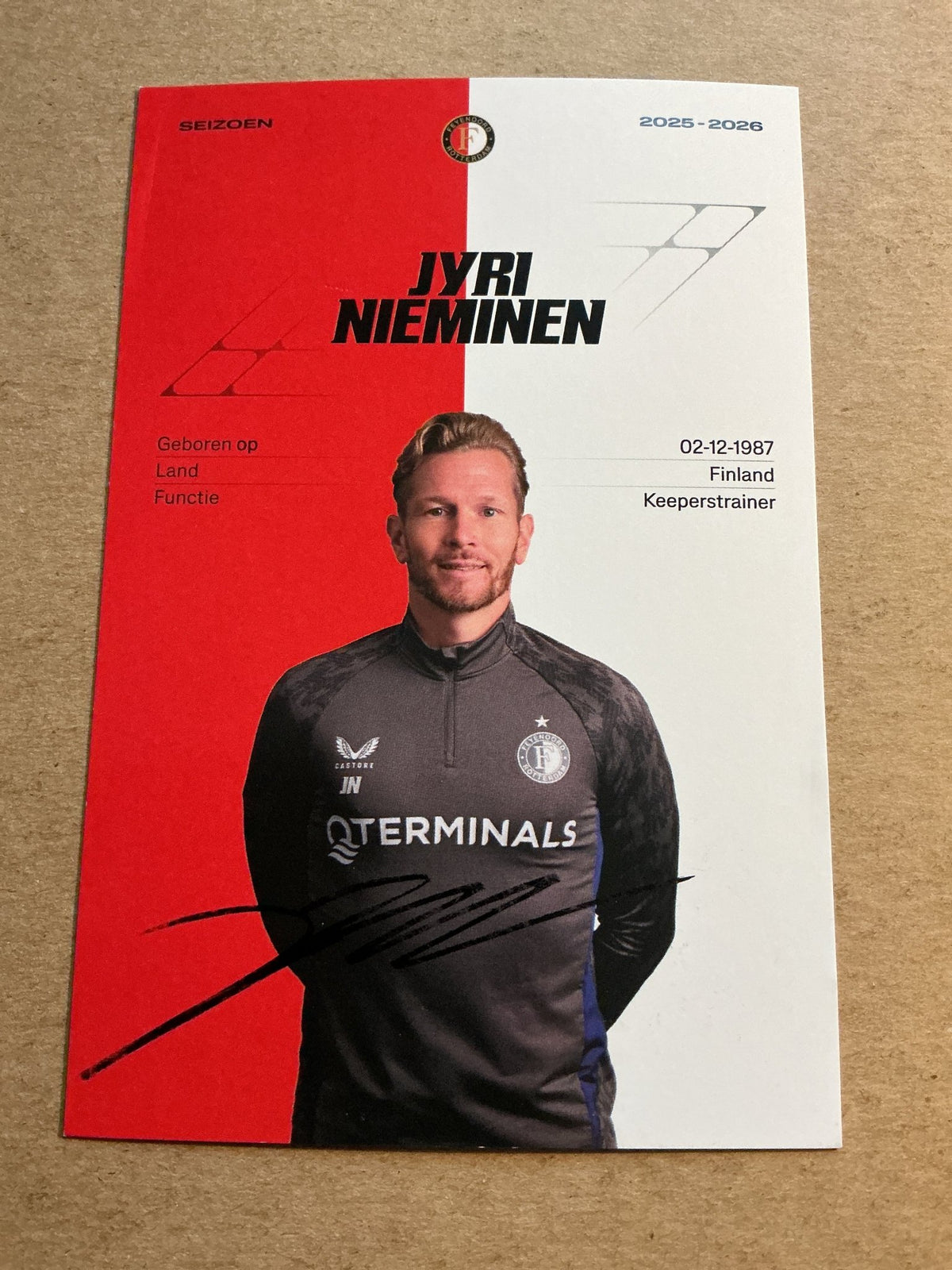 Jyri Nieminen, Finland 🇫🇮 Feyenoord Rotterdam 2025/26 hand signed - Autographs-World
