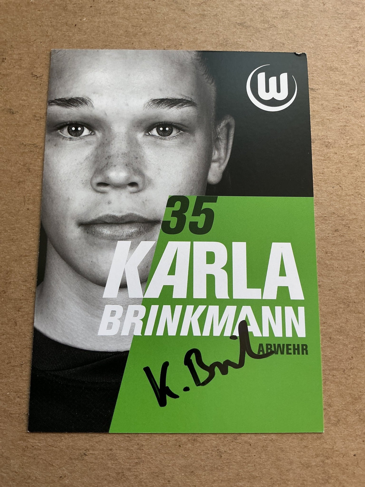 Karla Brinkmann, Germany 🇩🇪 VfL Wolfsburg 2025/26 hand signed - Autographs-World