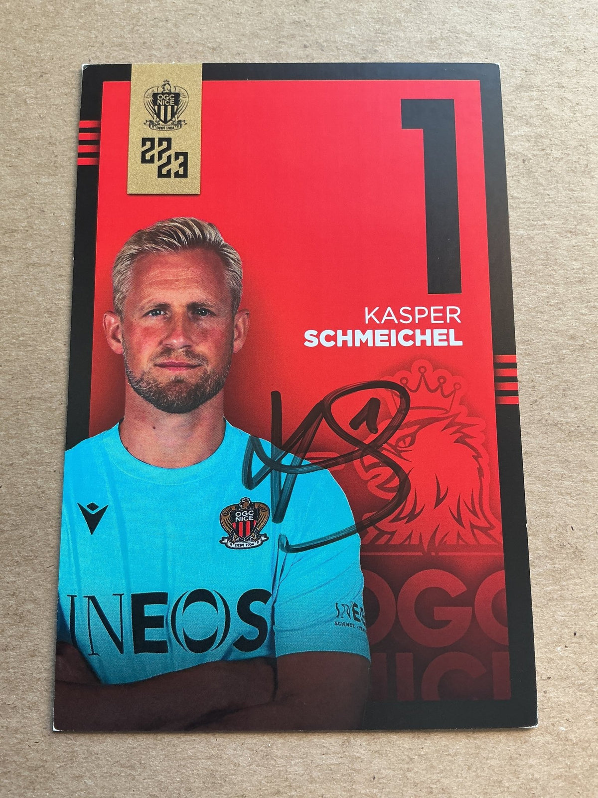 Kasper Schmeichel, Denmark 🇩🇰 OGC Nice 2022/23 hand signed - Autographs-World