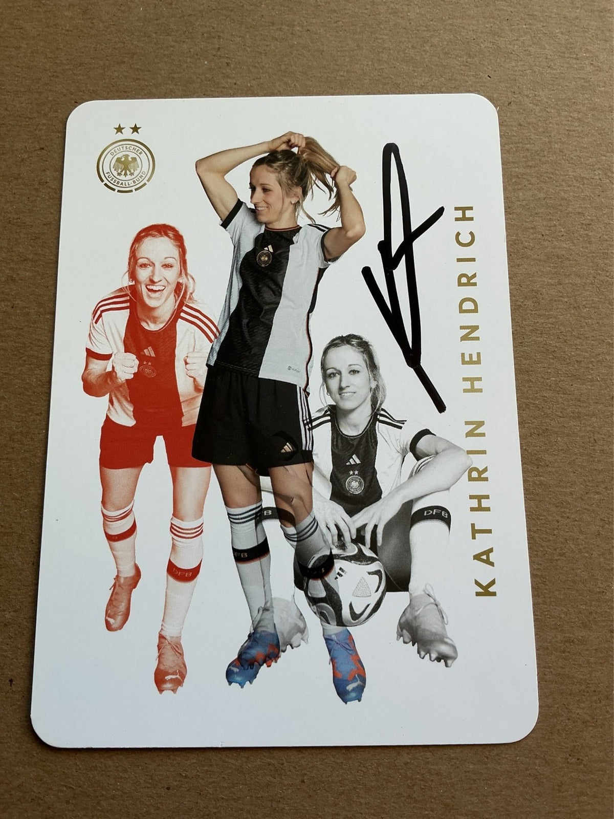 Kathrin Hendrich, Germany 🇩🇪 FIFA World Cup 2023 hand signed - Autographs-World
