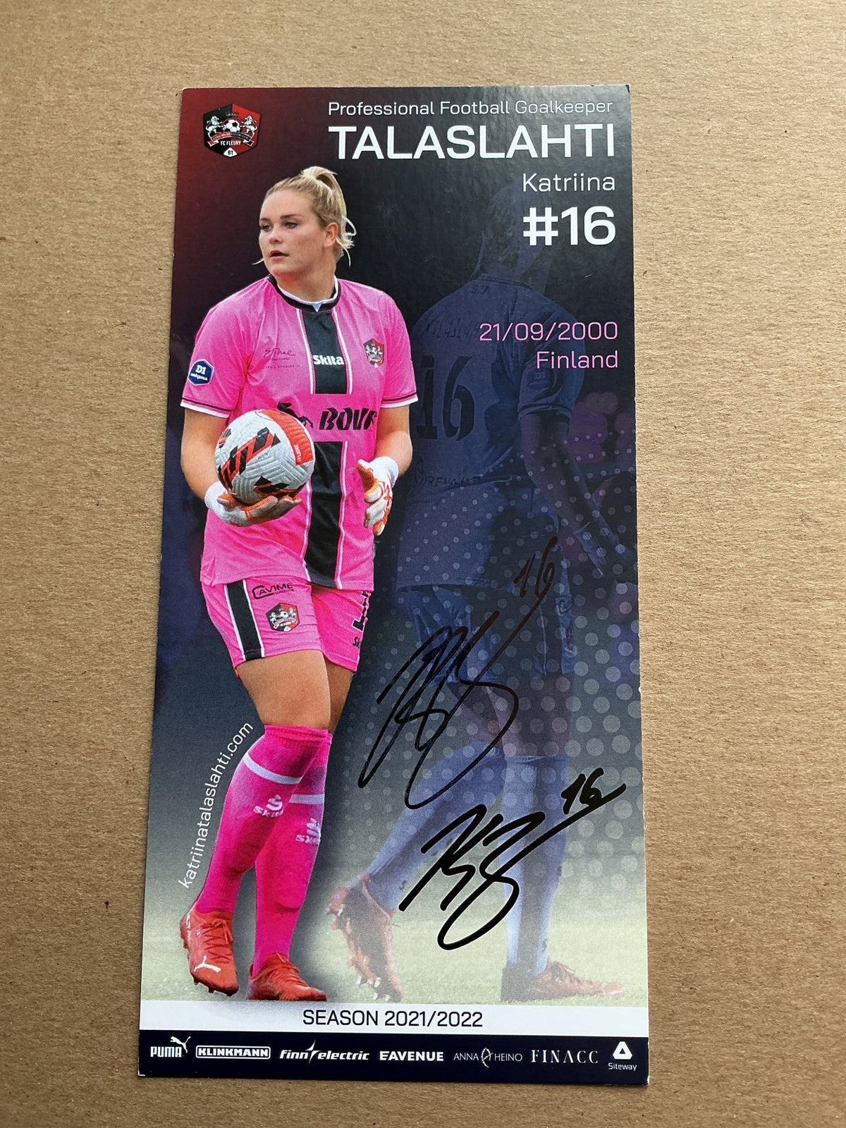 Katriina Talaslahti, Finland 🇫🇮 FC Fleury 2021/22 hand signed - Autographs-World