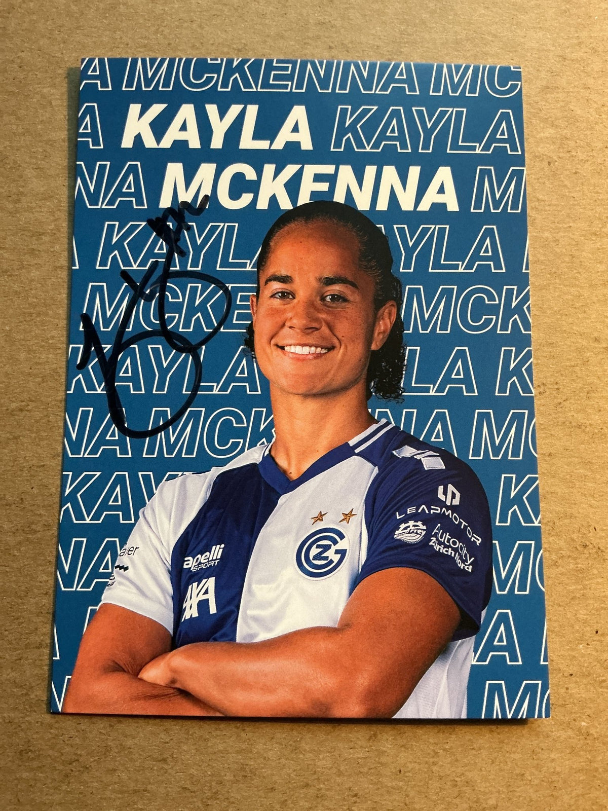 Kayla McKenna, Jamaica 🇯🇲 Grasshopper Club Zürich 2025/26 hand signed - Autographs-World