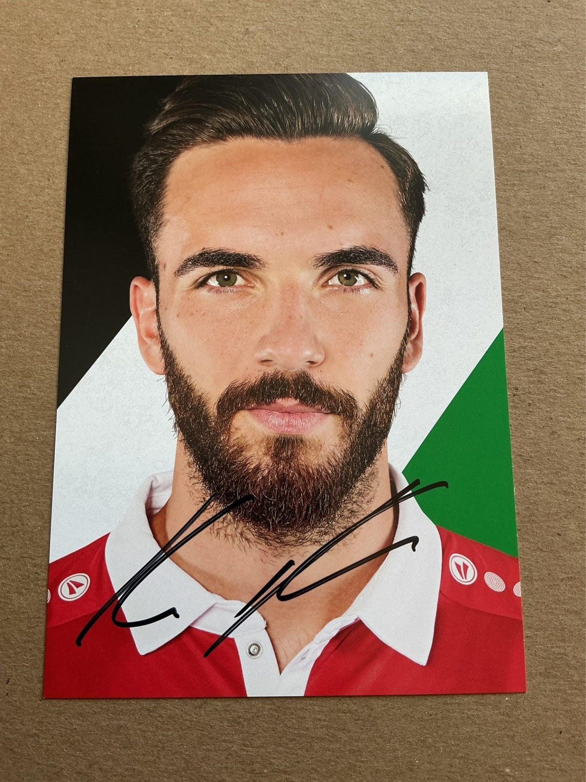 Kenan Karaman, Germany 🇩🇪 Hannover 96 2017/18 hand signed - Autographs-World