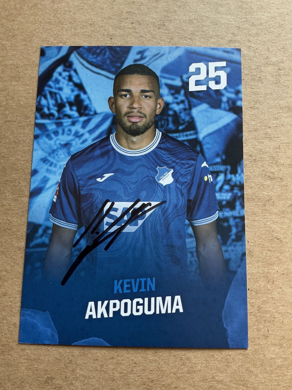 Kevin Akpoguma, Nigeria 🇳🇬 TSG 1899 Hoffenheim 2023/24 hand signed - Autographs-World