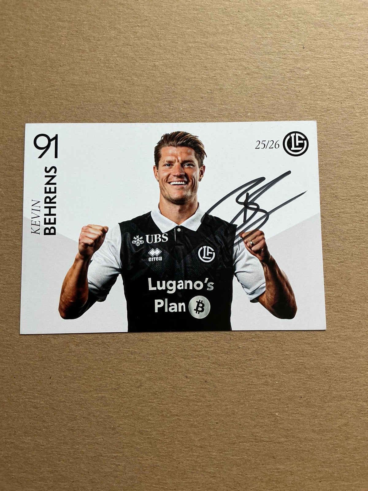 Kevin Behrens, Germany 🇩🇪 HC Lugano 2025/26 hand signed - Autographs-World