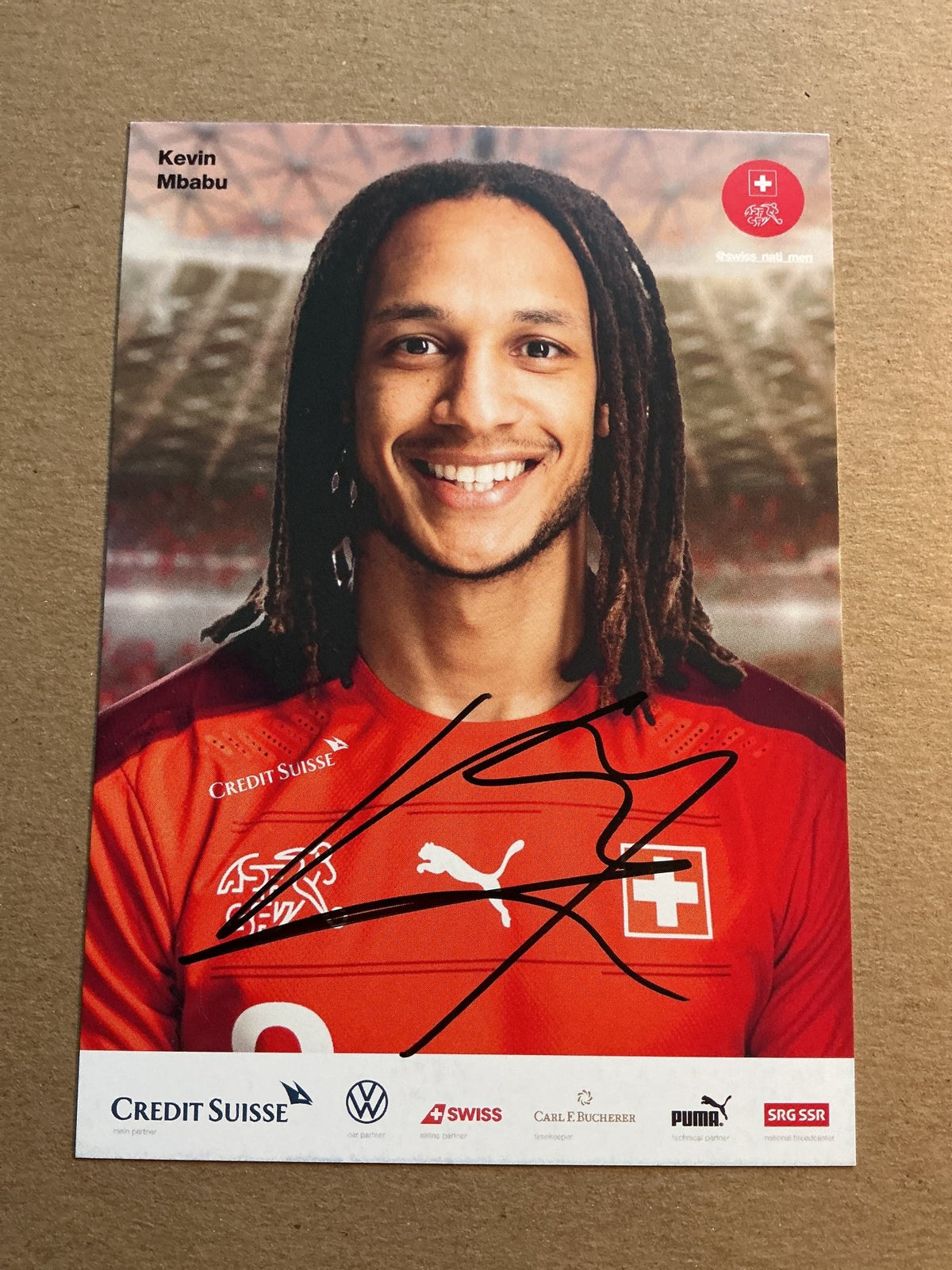 Kevin Mbabu, Switzerland 🇨🇭 2021 hand signed - Autographs-World