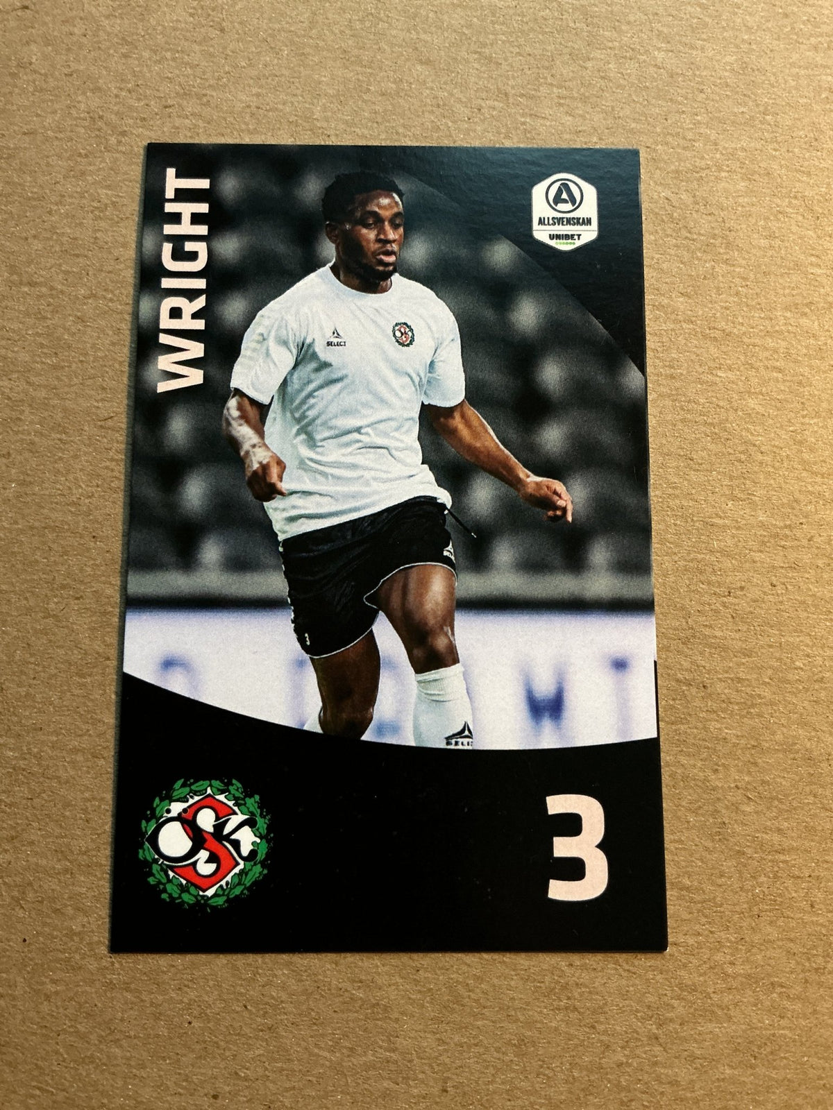 Kevin Wright, England 🏴󠁧󠁢󠁥󠁮󠁧󠁿 Örebro SK 2021/22 hand signed - Autographs-World