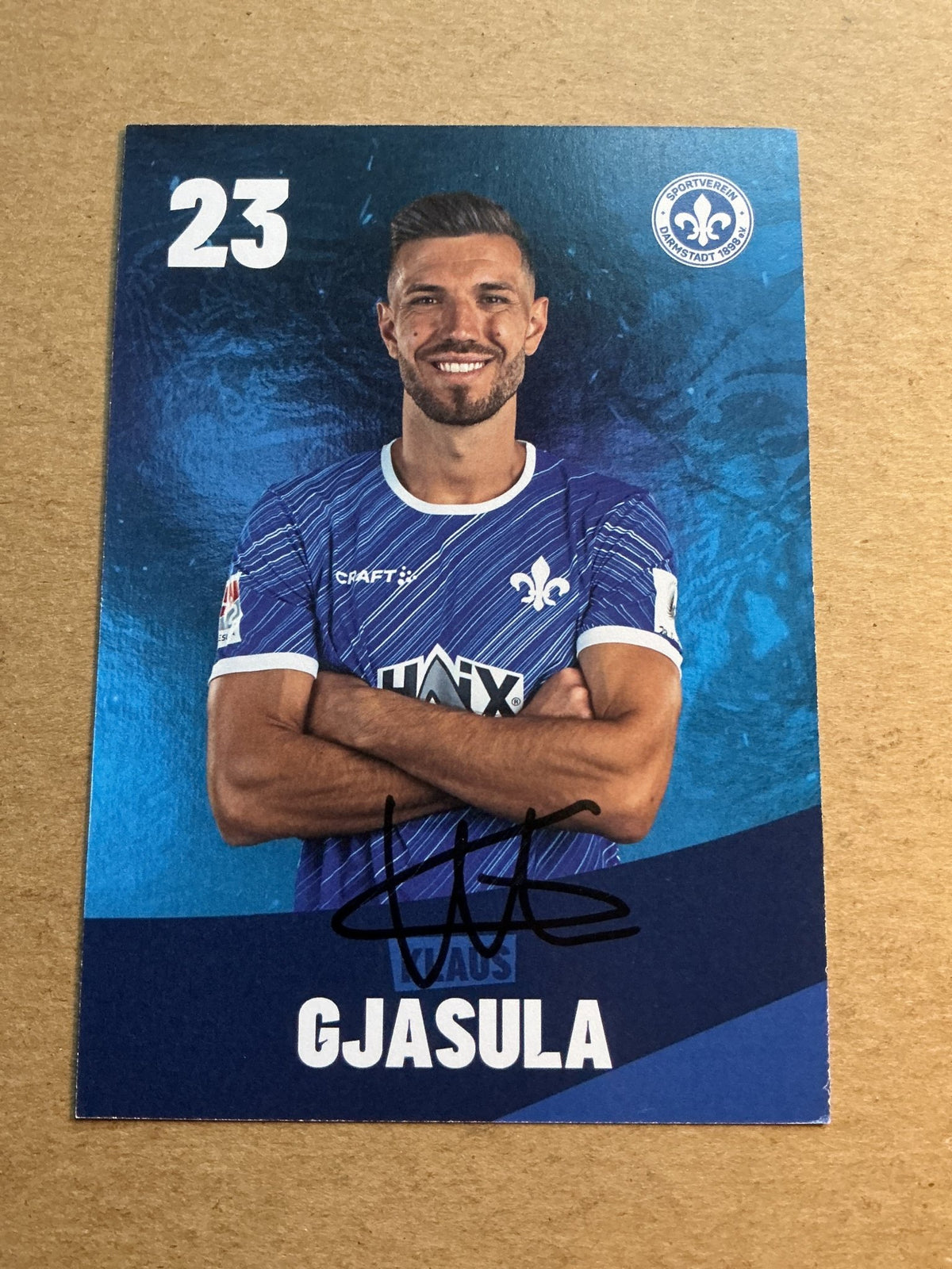 Klaus Gjasula, Albania 🇦🇱 SV Darmstadt 98 2023/24 hand signed - Autographs-World