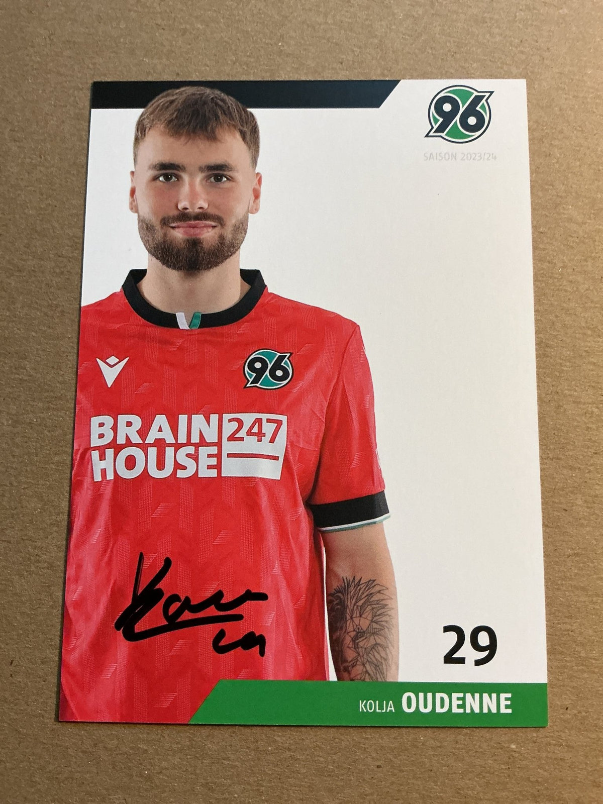 Kolja Oudenne, Sweden 🇸🇪 Hannover 96 2023/24 hand signed - Autographs-World