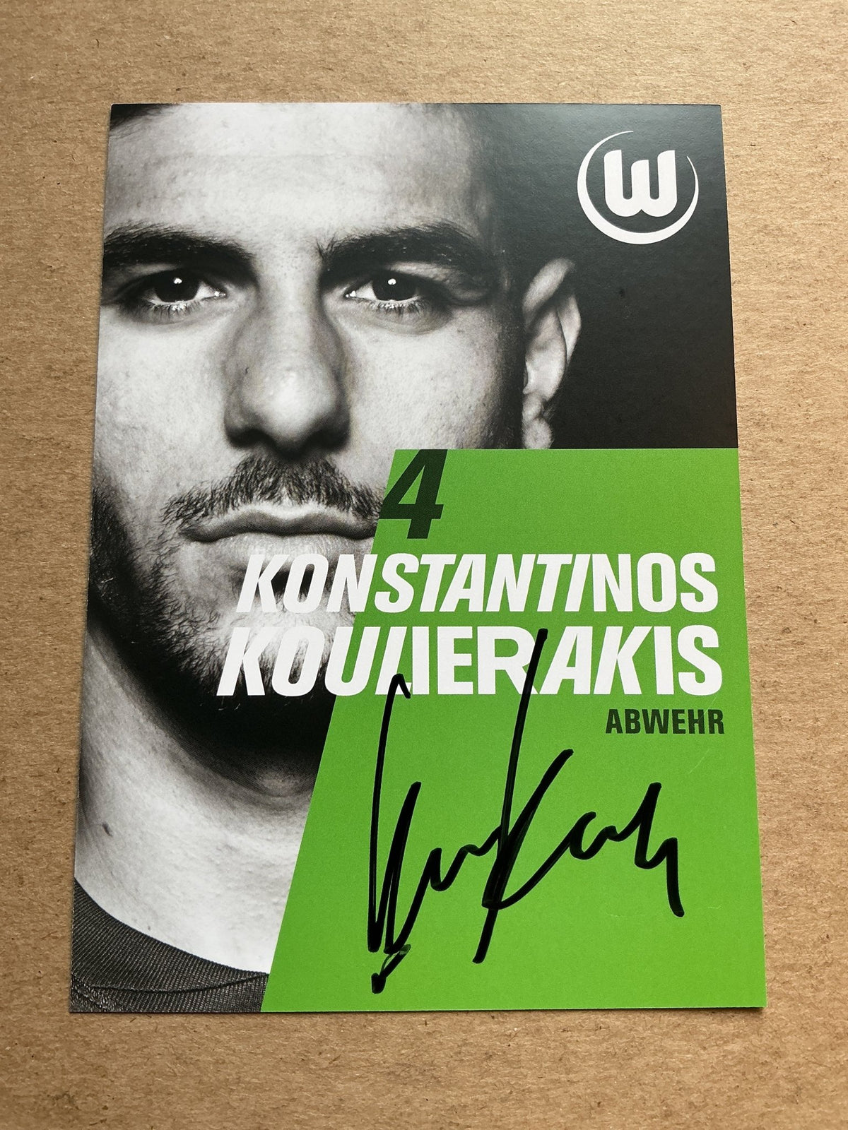 Konstantinos Koulierakis, Greece 🇬🇷 VfL Wolfsburg 2025/26 hand signed - Autographs-World
