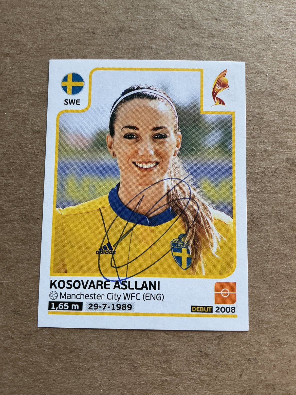 Kosovare Asllani, Sweden 🇸🇪 FIFA Women’s Euro Cup 2017 Panini hand signed - Autographs-World