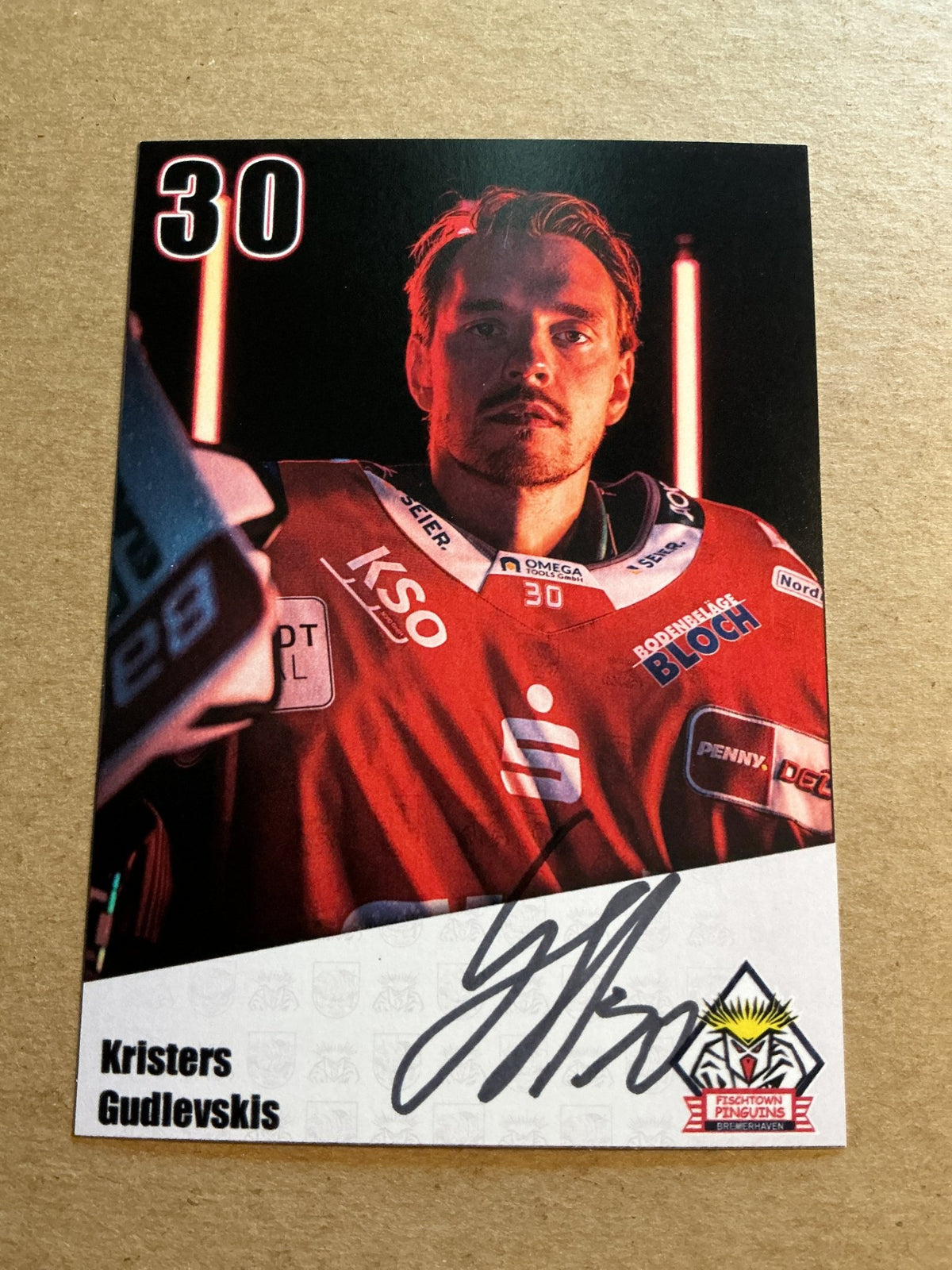 Kristers Gudlevskis, Latvia 🇱🇻 Fishtown Pinguins 2024/25 hand signed - Autographs-World