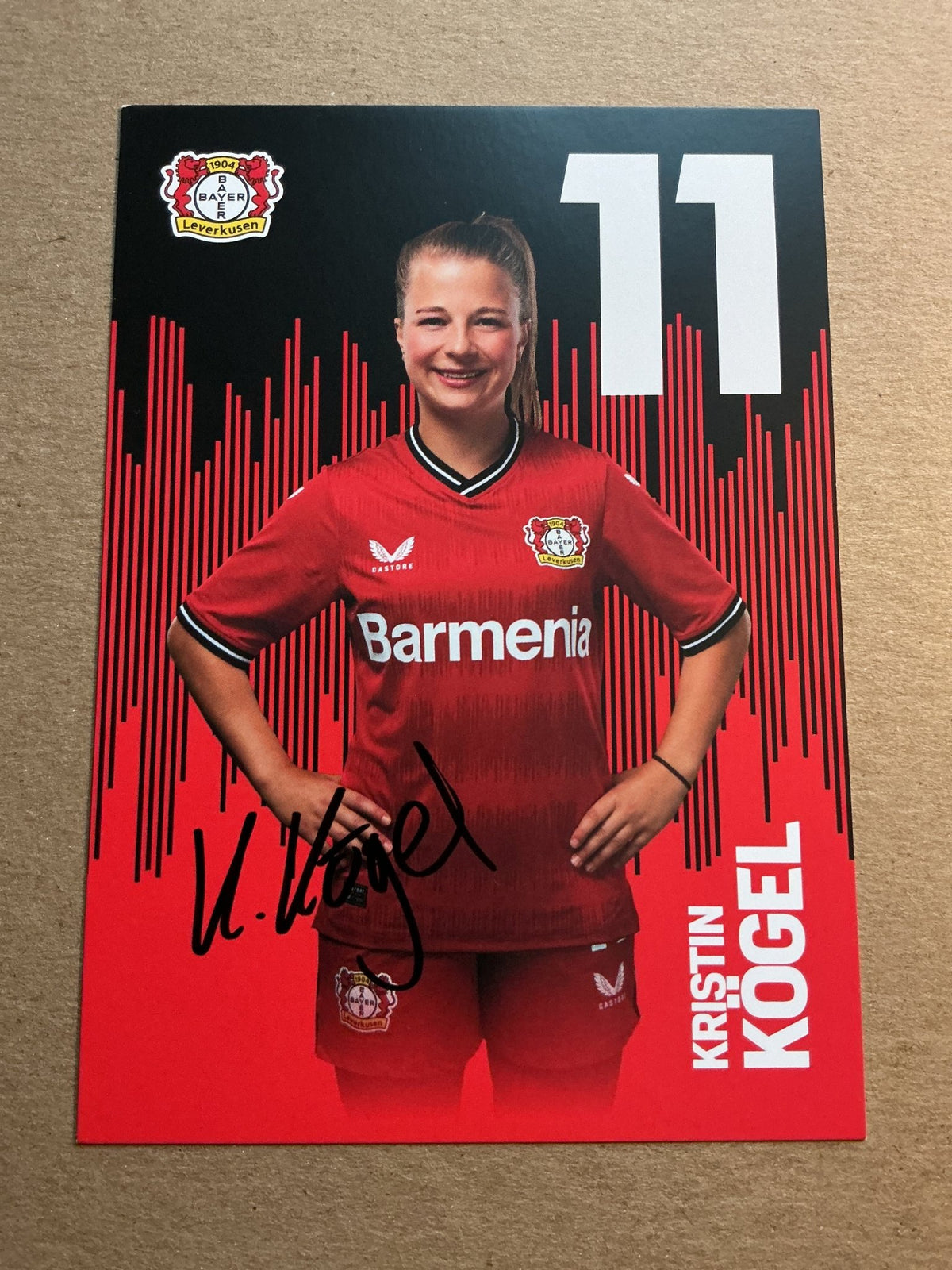 Kristin Kögel, Germany 🇩🇪 Bayer 04 Leverkusen 2022/23 hand signed - Autographs-World