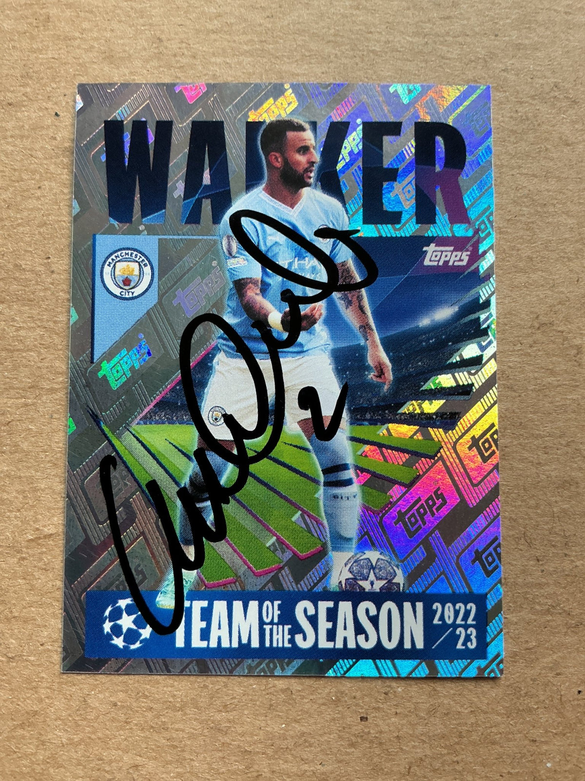 Kyle Walker, England 🏴󠁧󠁢󠁥󠁮󠁧󠁿 Manchester City 2023/24 Topps hand signed - Autographs-World