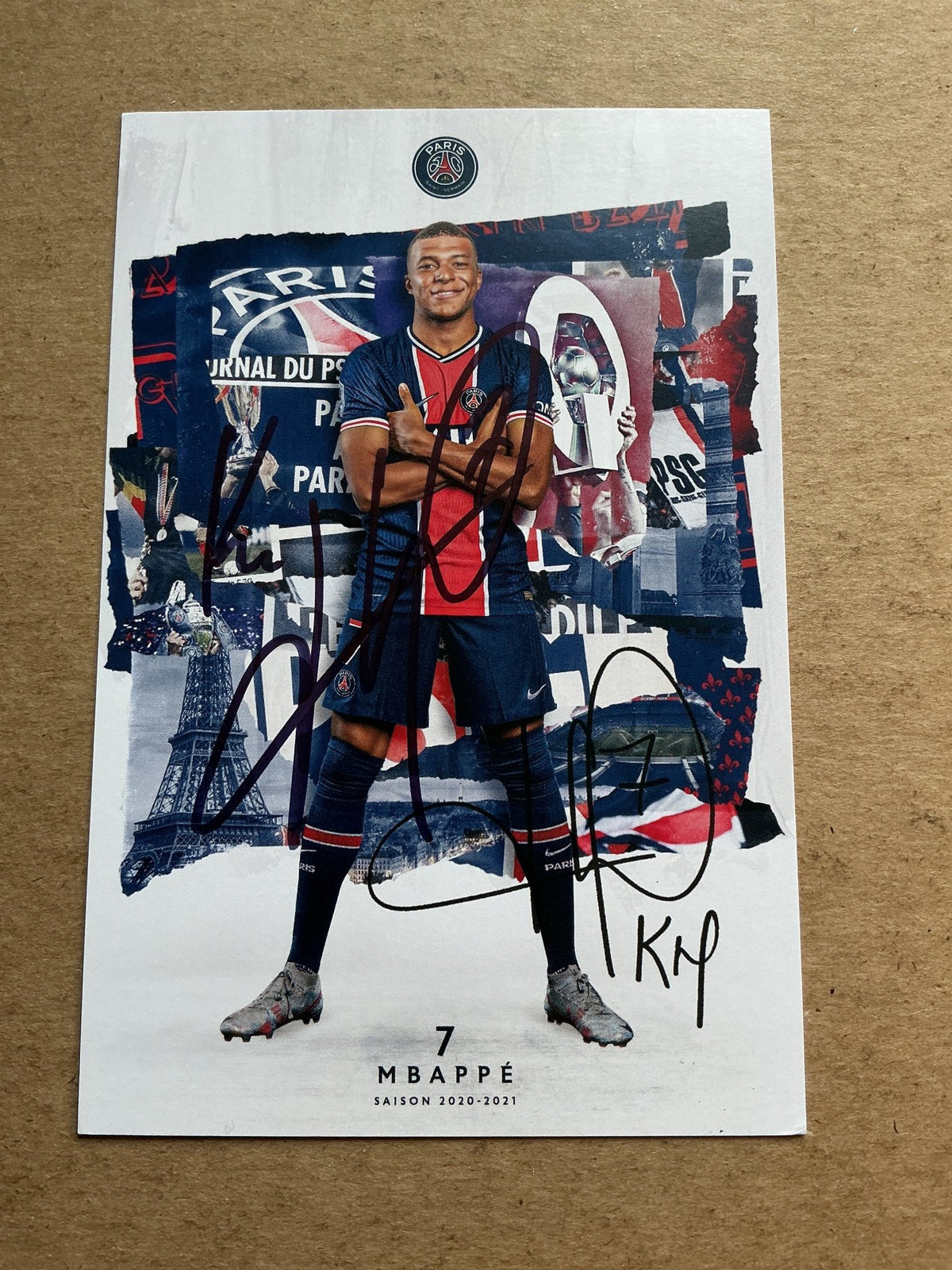 Kylian Mbappé, France 🇫🇷 Paris Saint-Germain 2020/21 hand signed - Autographs-World