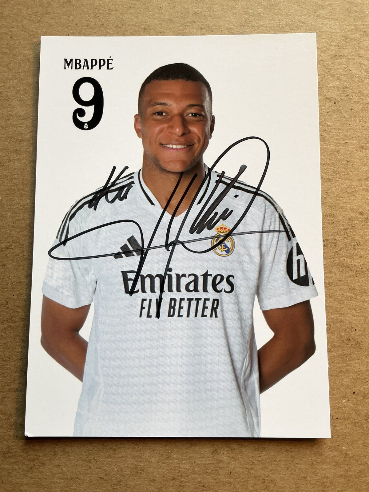 Kylian Mbappé, France 🇫🇷 Real Madrid 2024/25 hand signed - Autographs-World
