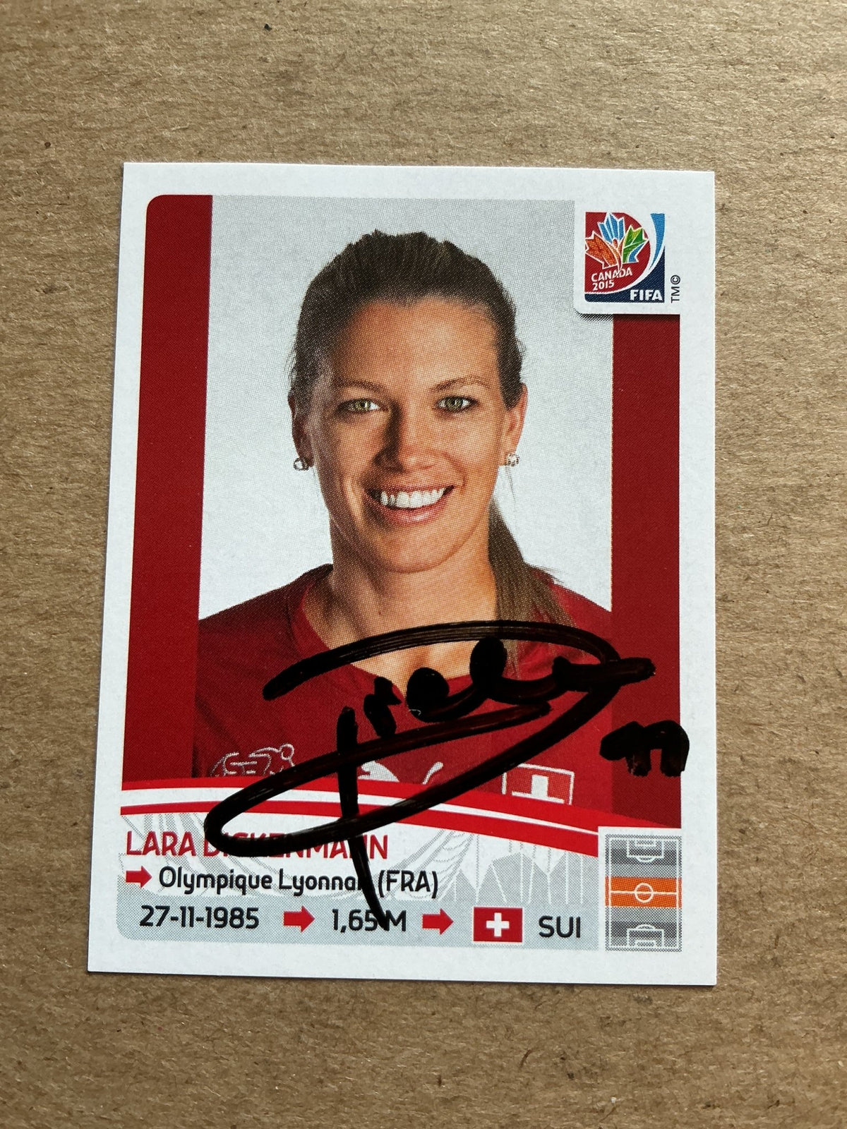 Lara Dickenmann, Switzerland 🇨🇭 FIFA Women’s World Cup 2015 Panini hand signed - Autographs-World