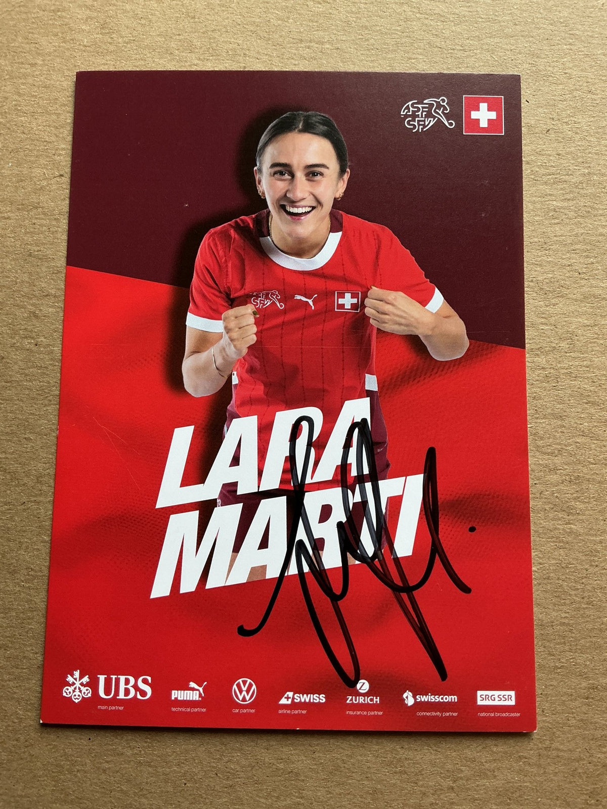 Lara Marti, Switzerland 🇨🇭 UEFA Euro 2025 hand signed - Autographs-World