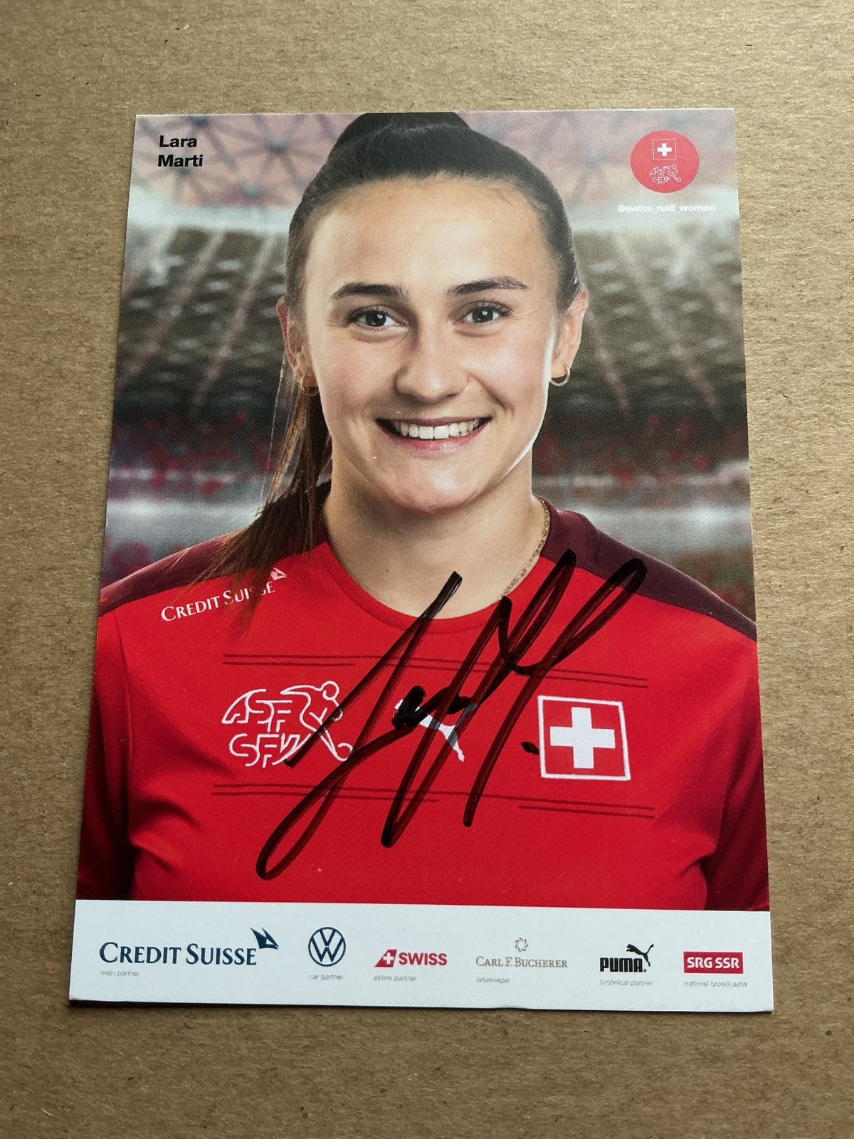 Lara Marti, Switzerland 🇨🇭 UEFA Women’s Euro 2022 hand signed - Autographs-World
