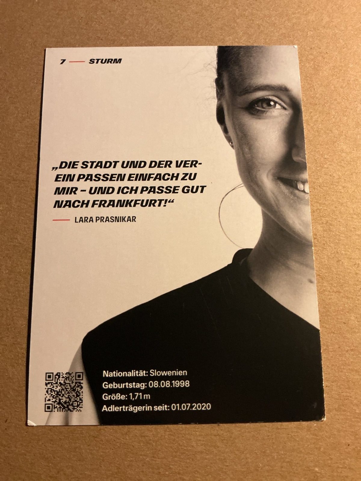 Lara Prasnikar, Slovenia 🇸🇮 Eintracht Frankfurt 2022/23 hand signed - Autographs-World