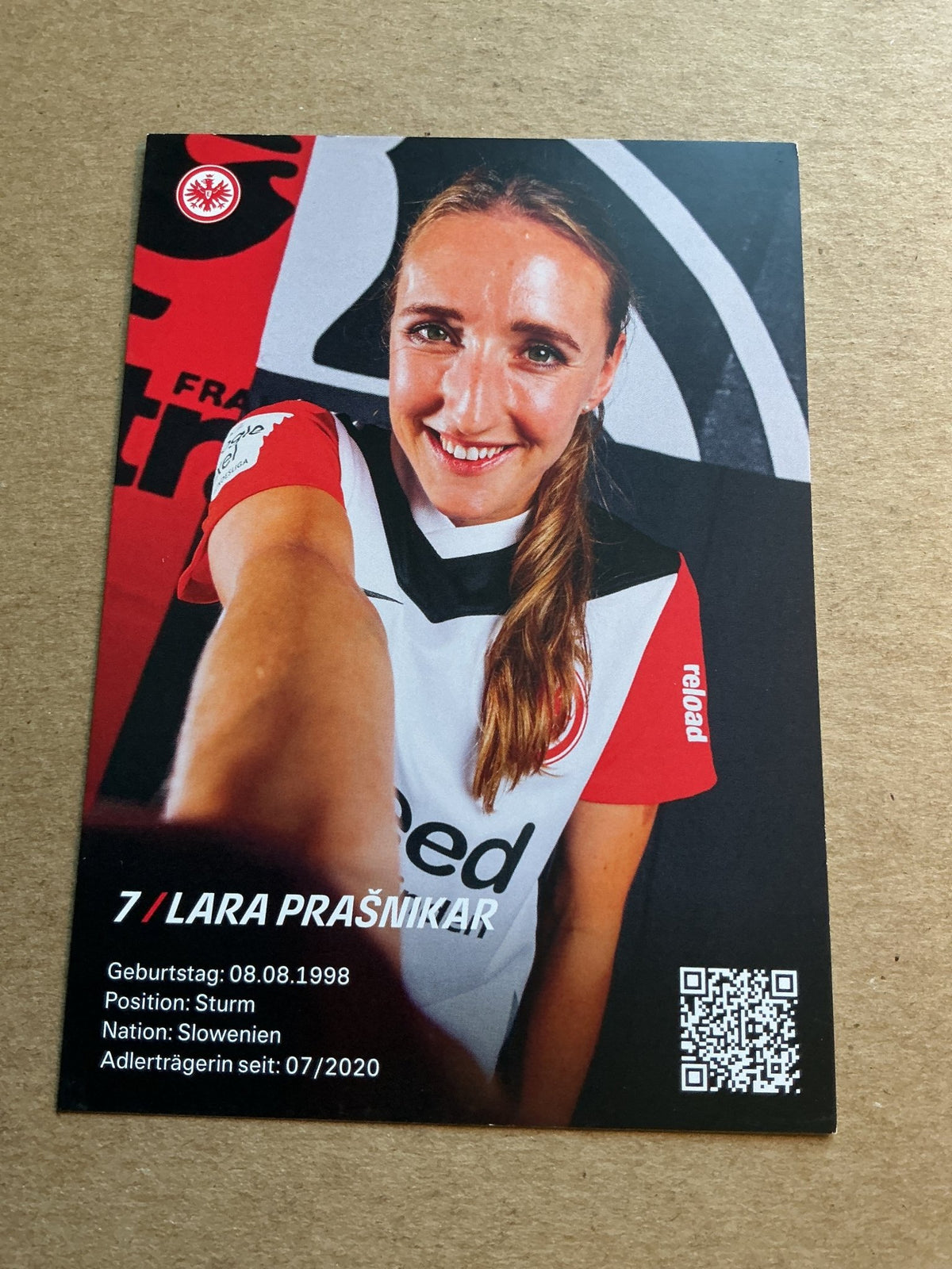 Lara Prasnikar, Slovenia 🇸🇮 Eintracht Frankfurt 2024/25 hand signed - Autographs-World
