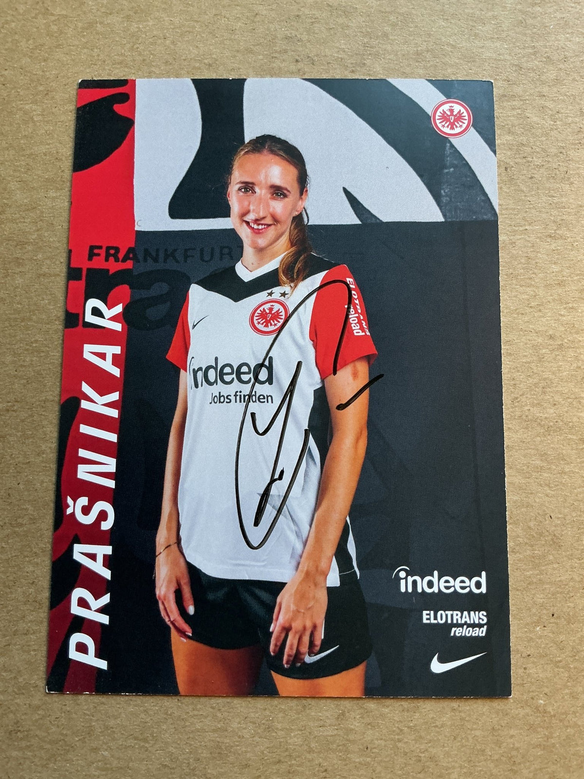 Lara Prasnikar, Slovenia 🇸🇮 Eintracht Frankfurt 2024/25 hand signed - Autographs-World