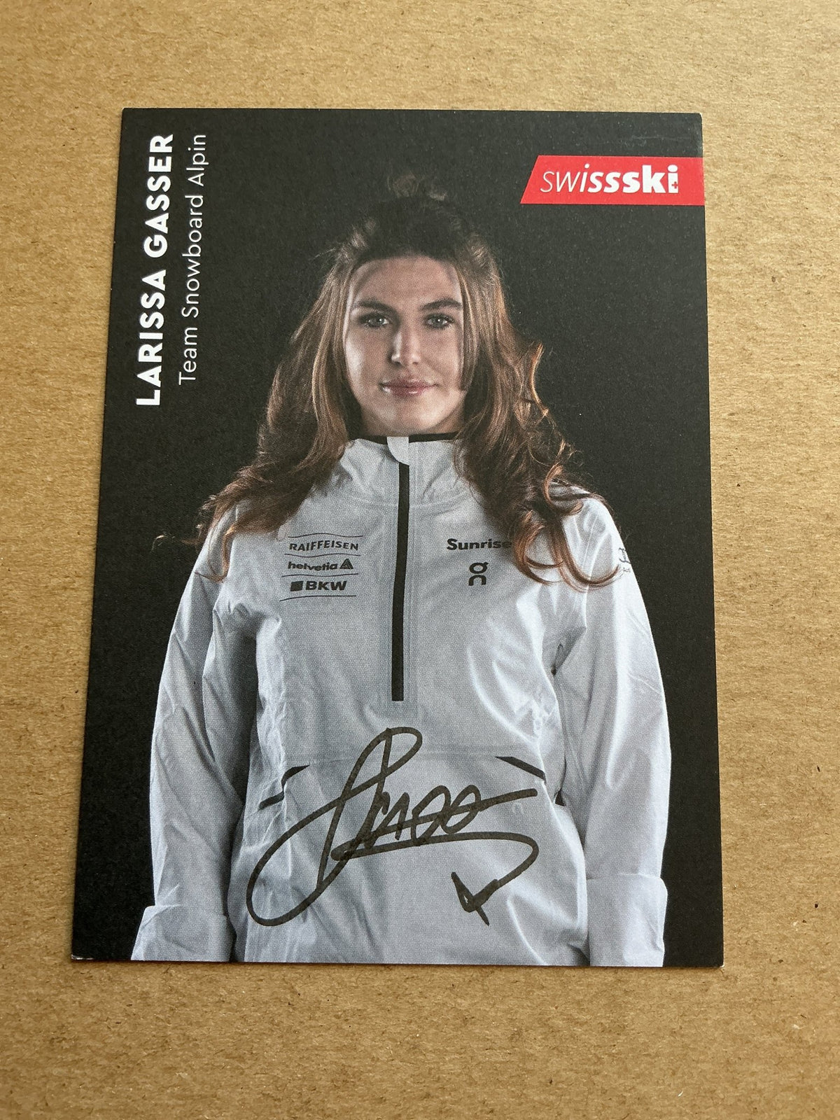 Larissa Gasser, Switzerland 🇨🇭 Snowboard Winter Sports 2024/25 hand signed - Autographs-World