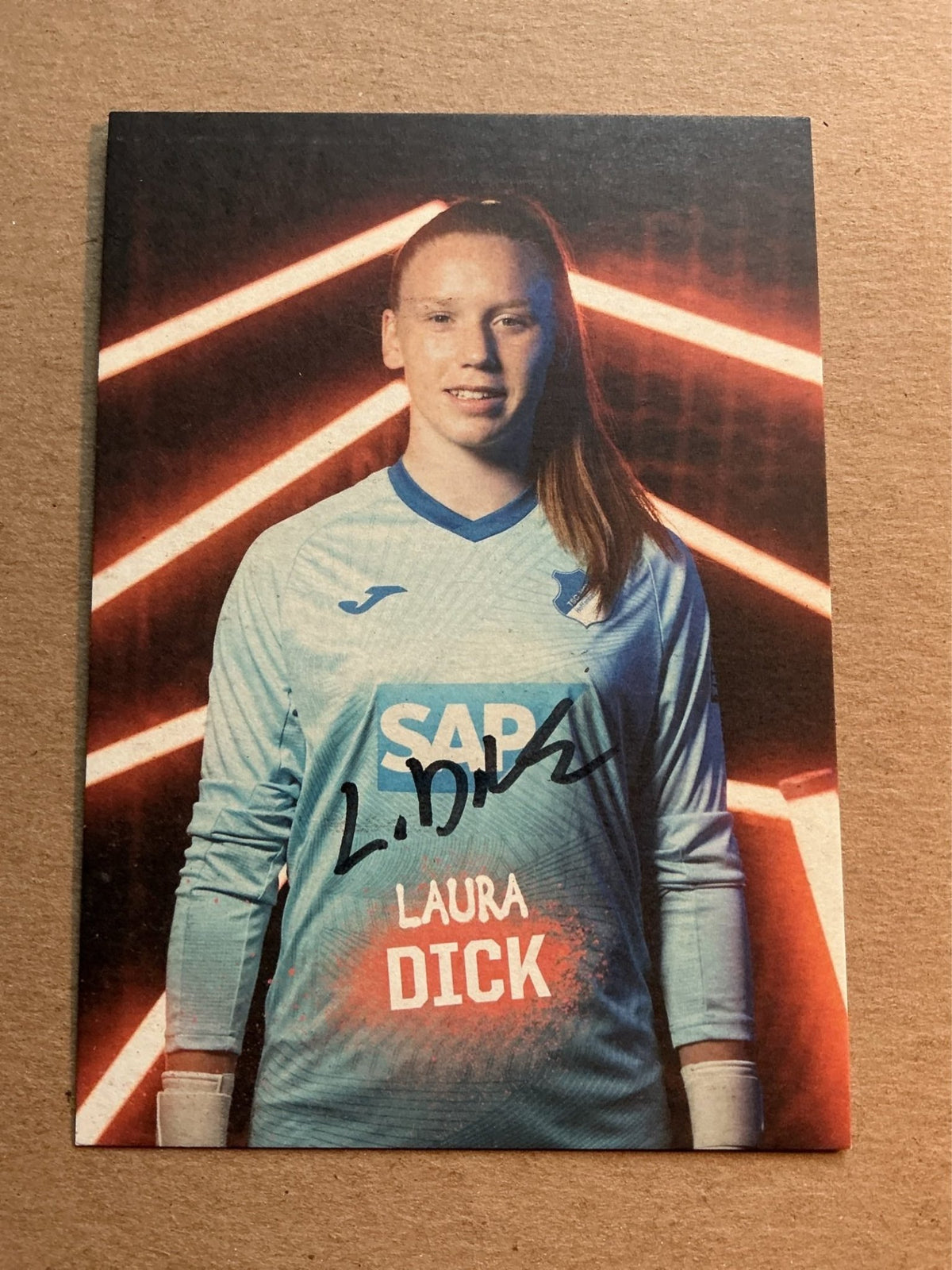 Laura Dick , Germany 🇩🇪 TSG 1899 Hoffenheim 2021/22 hand signed - Autographs-World