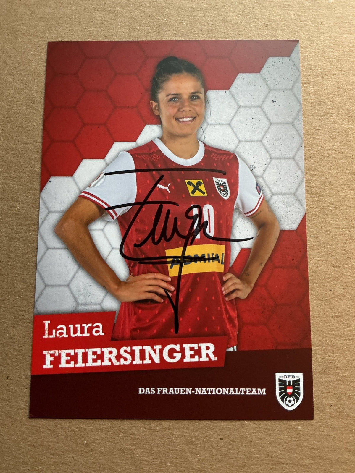 Laura Feiersinger, Austria 🇦🇹 UEFA Women’s Euro 2022 hand signed - Autographs-World