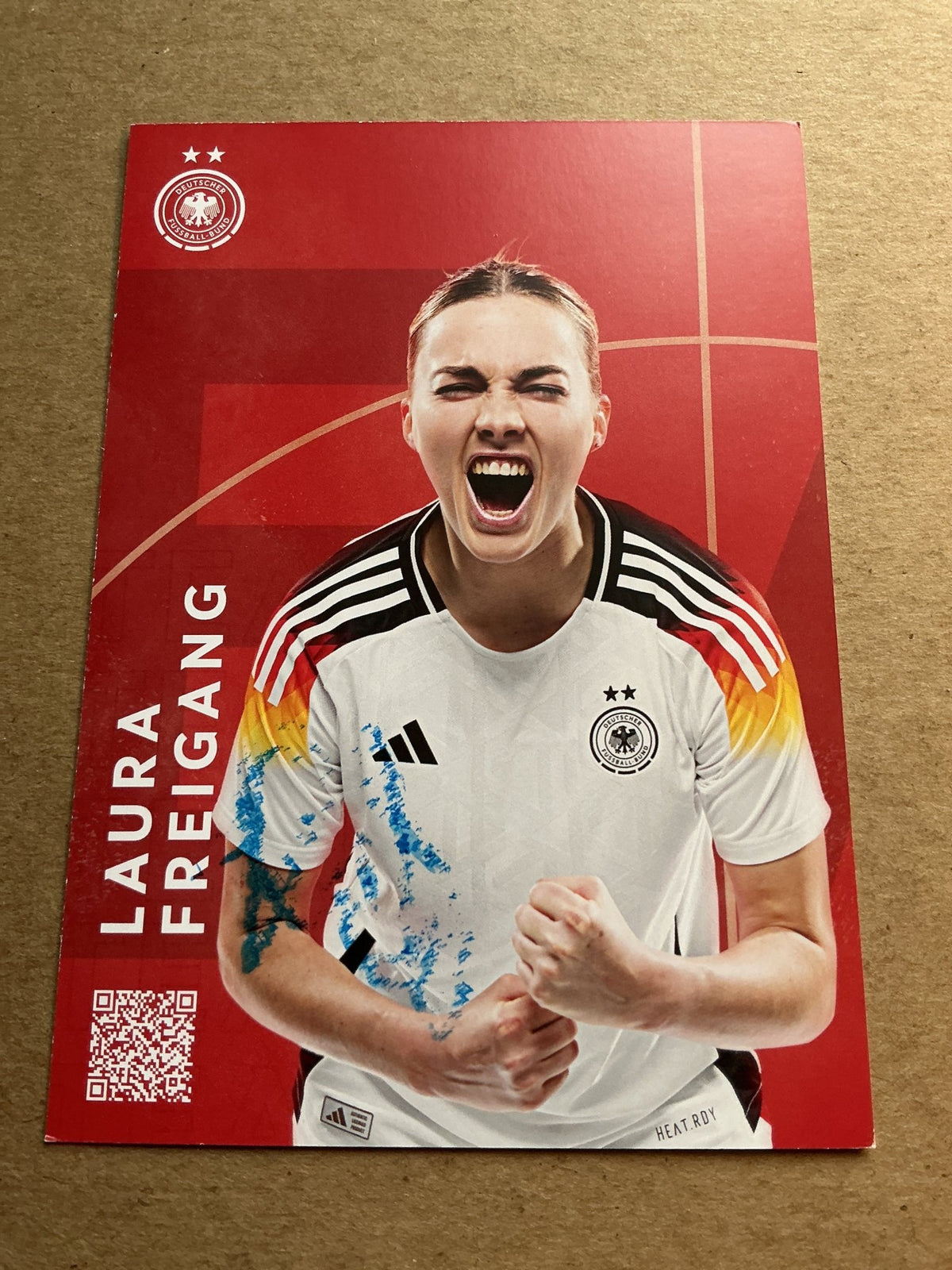 Laura Freigang, Germany 🇩🇪 Summer Olympics 2024 hand signed - Autographs-World