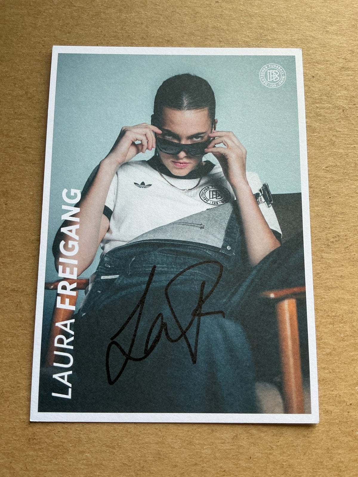 Laura Freigang, Germany 🇩🇪 Women’s Euro Cup 2025 hand signed - Autographs-World