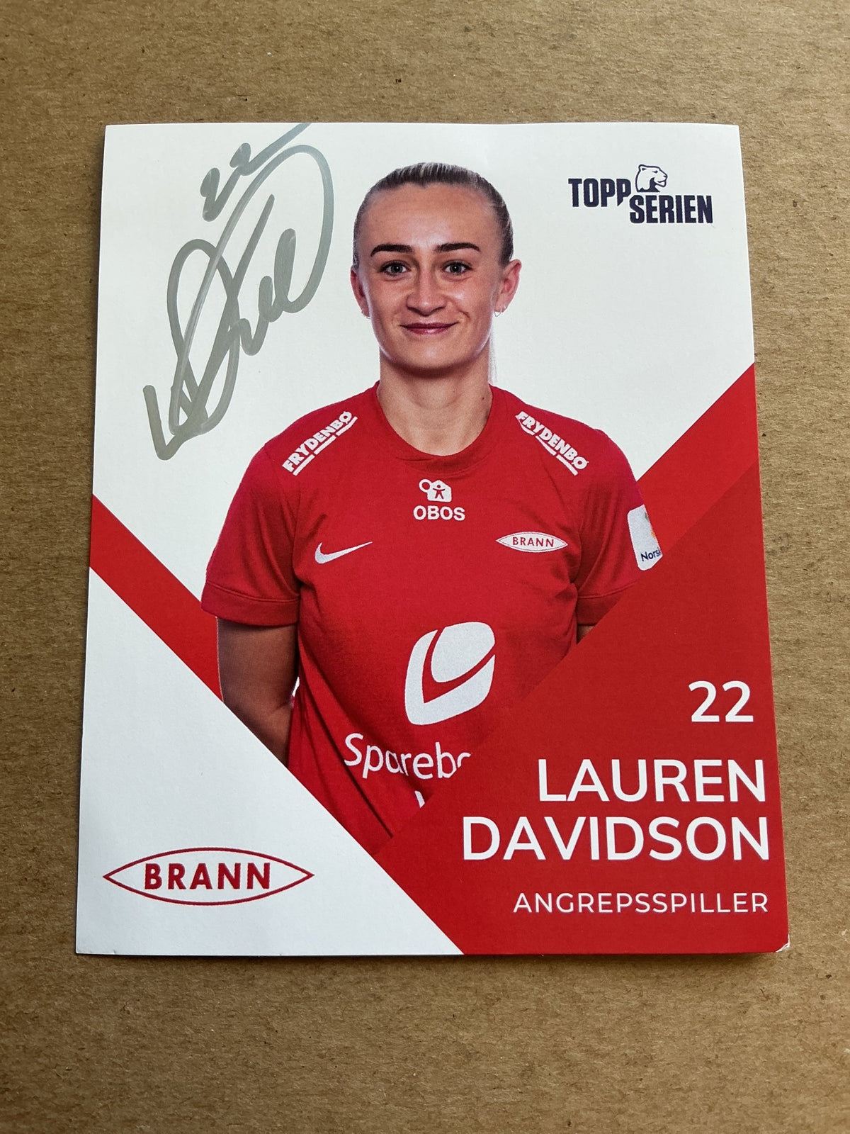 Lauren Davidson, Scotland 🏴󠁧󠁢󠁳󠁣󠁴󠁿 SK Brann 2025/26 hand signed - Autographs-World