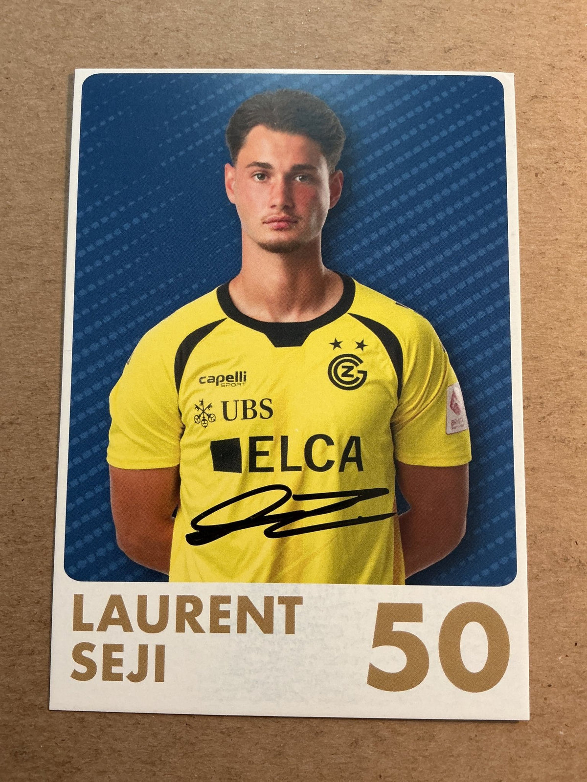 Laurent Seji, Kosovo 🇽🇰 Grasshopper Zürich 2025/26 hand signed - Autographs-World