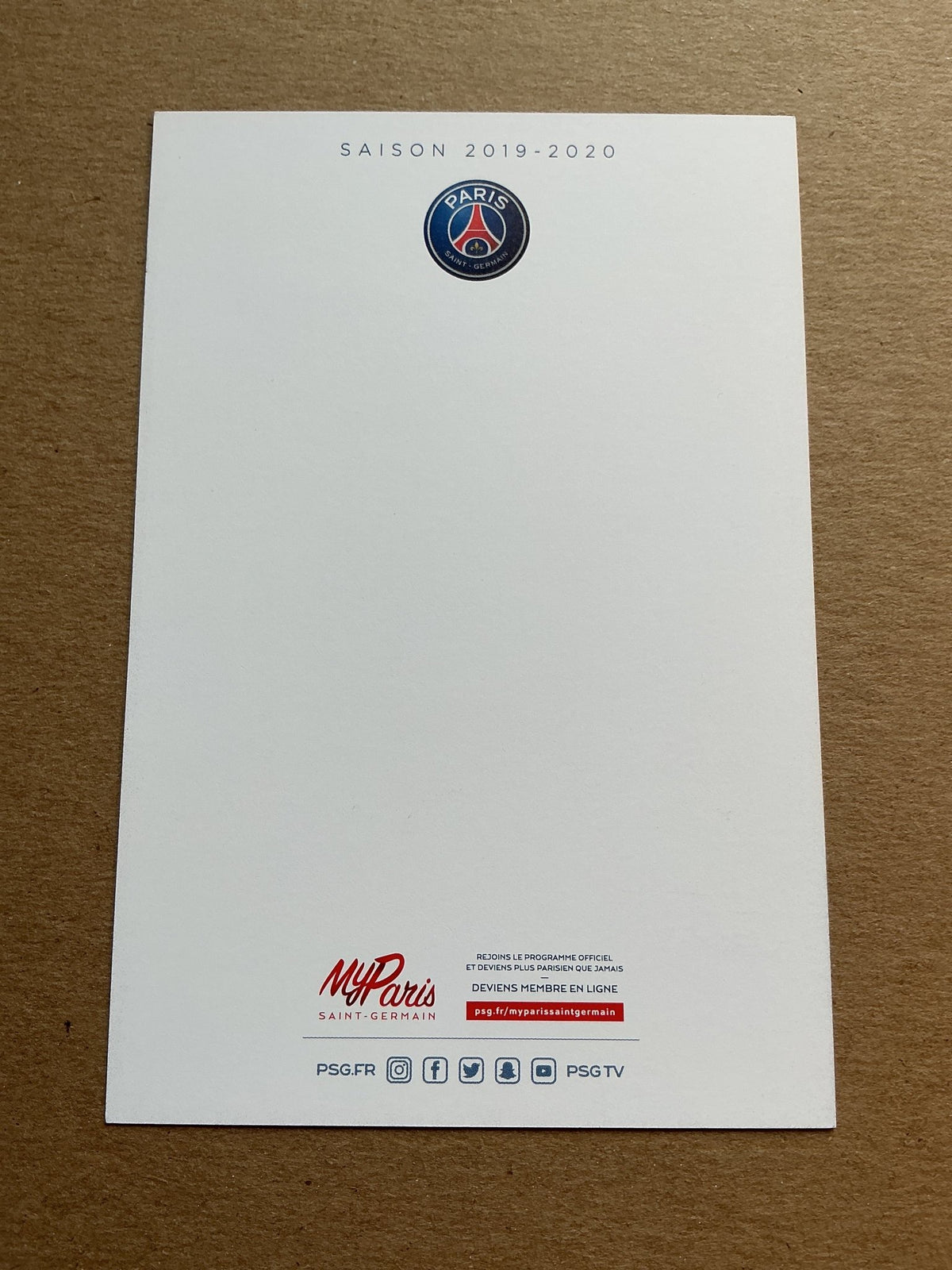 Layvin Kurzawa, France 🇫🇷 Paris Saint-Germain 2019/20 hand signed - Autographs-World