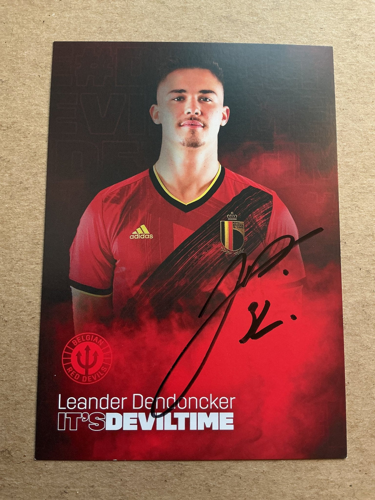 Leander Dendoncker, Belgium 🇧🇪 UEFA Euro Cup 2020 hand signed - Autographs-World