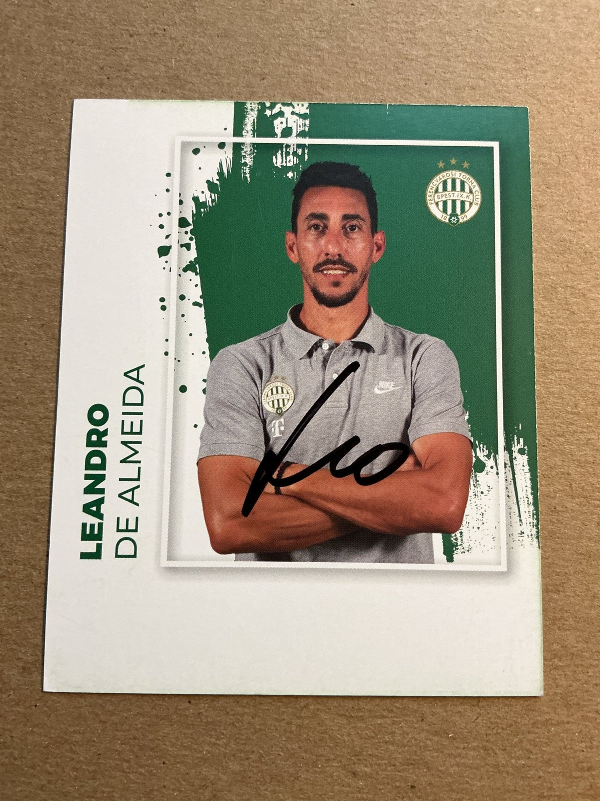 Leandro de Almeida, Brazil 🇧🇷 Ferencváros TC 2023/24 hand signed - Autographs-World