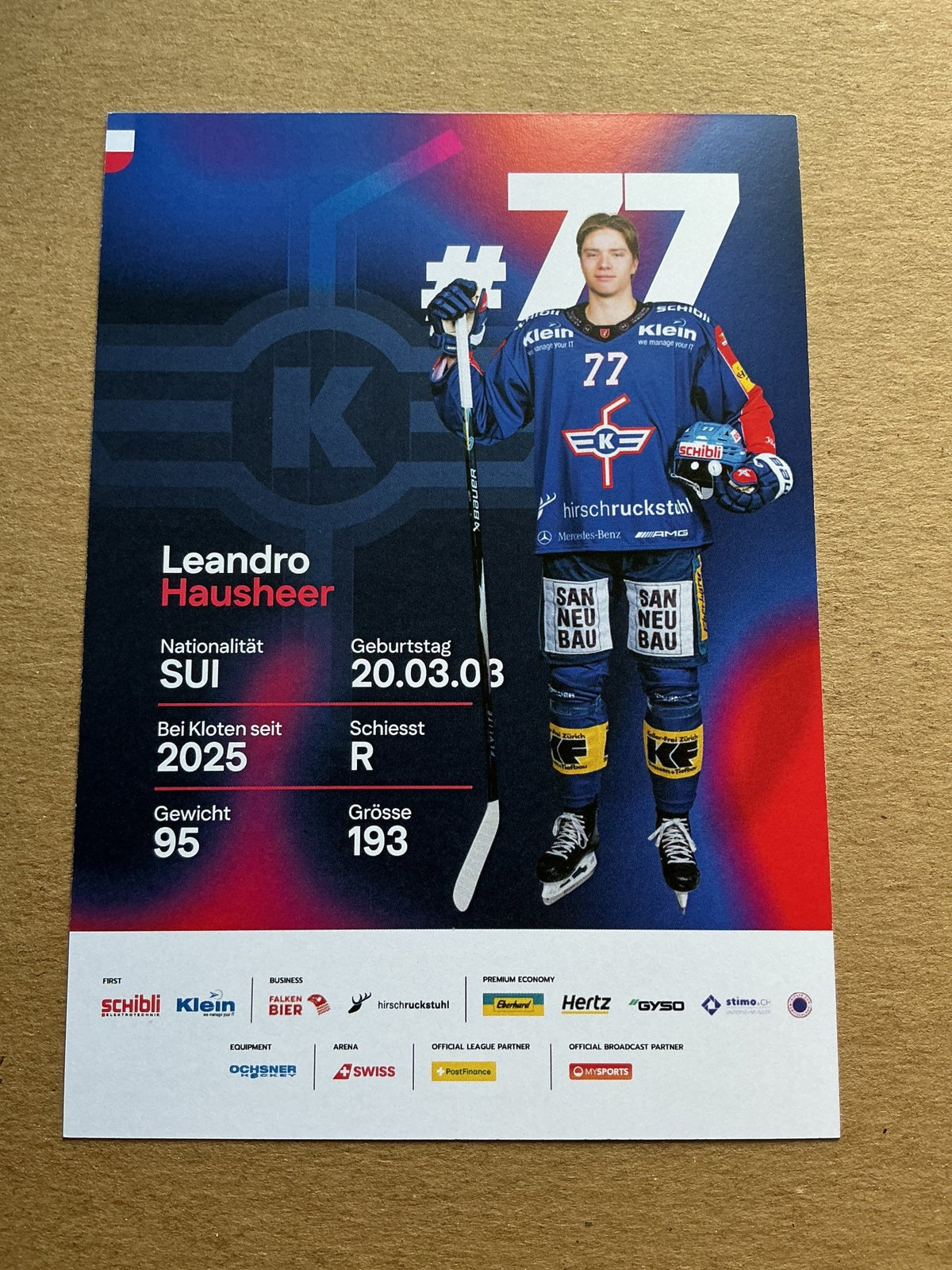 Leandro Hausheer, Switzerland 🇨🇭 EHC Kloten 2025/26 hand signed - Autographs-World