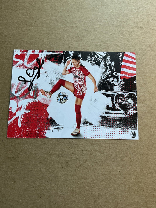 Leela Egli, Switzerland 🇨🇭 SC Freiburg 2023/24 hand signed - Autographs-World