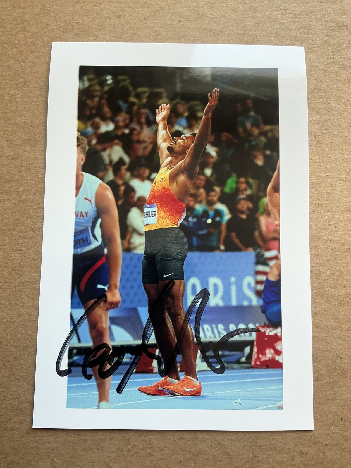 Leo Neugebauer, Germany 🇩🇪 Athletics Summer Olympics 2024 hand signed - Autographs-World