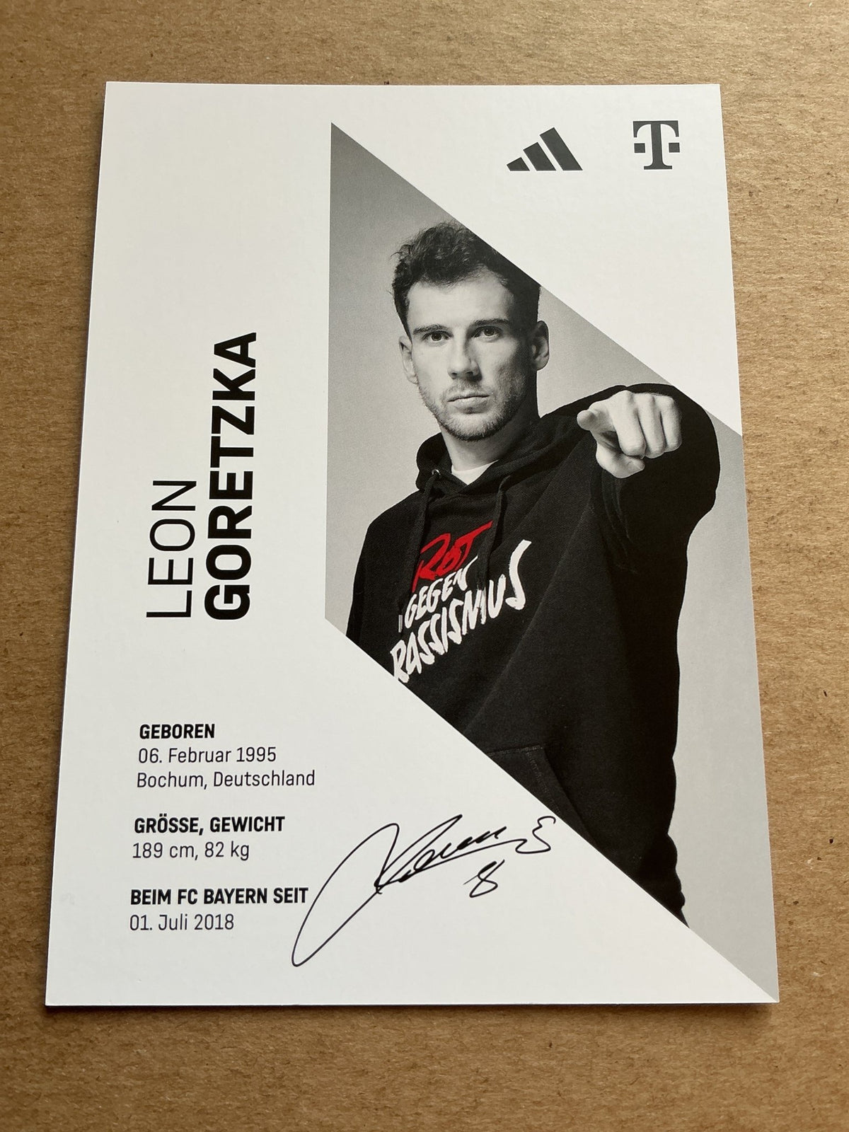 Leon Goretzka, Germany 🇩🇪 FC Bayern München 2023/24 hand signed - Autographs-World