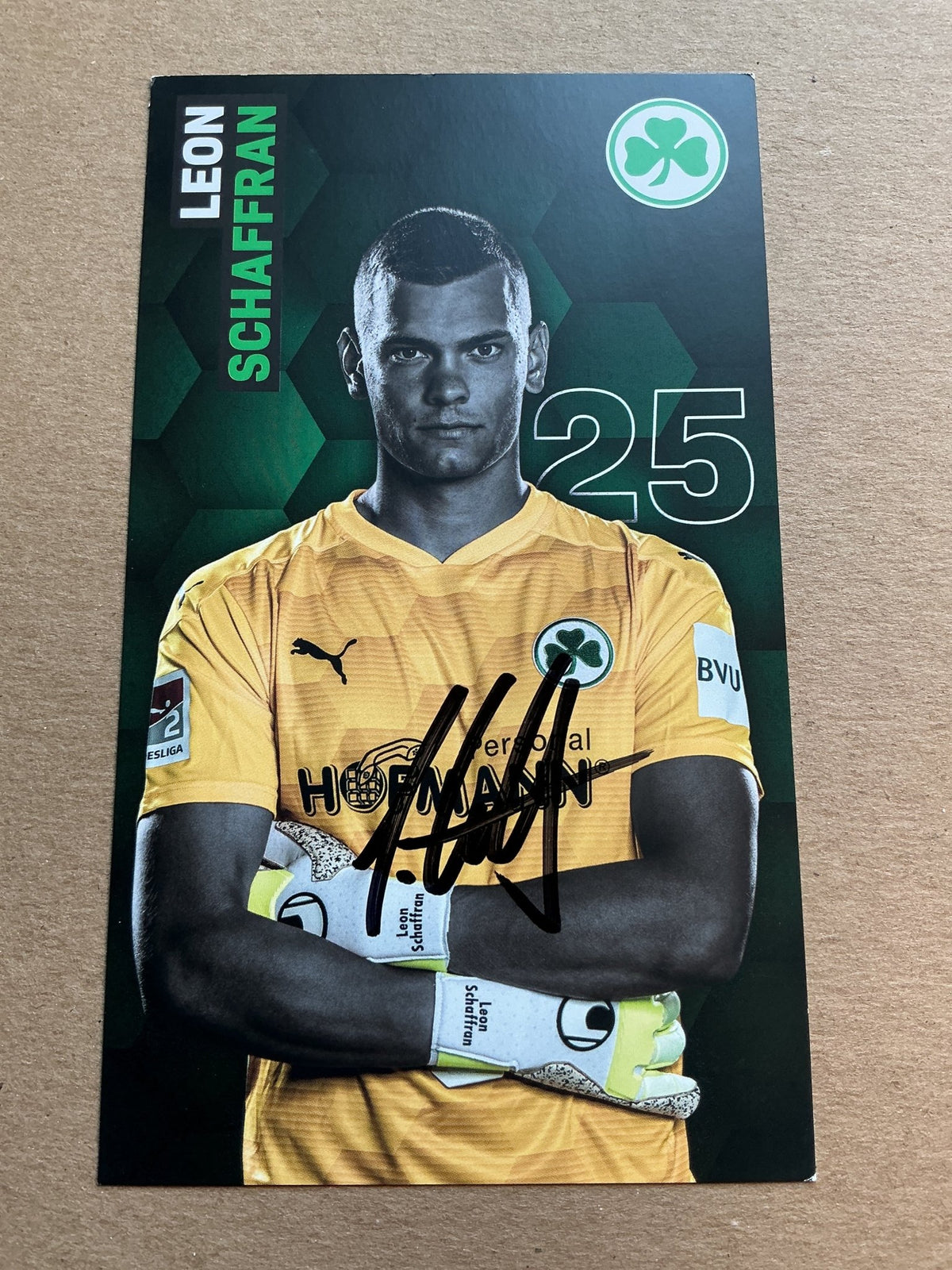 Leon Schaffran, Germany 🇩🇪 SpVgg Greuther Fürth 2020/21 hand signed - Autographs-World