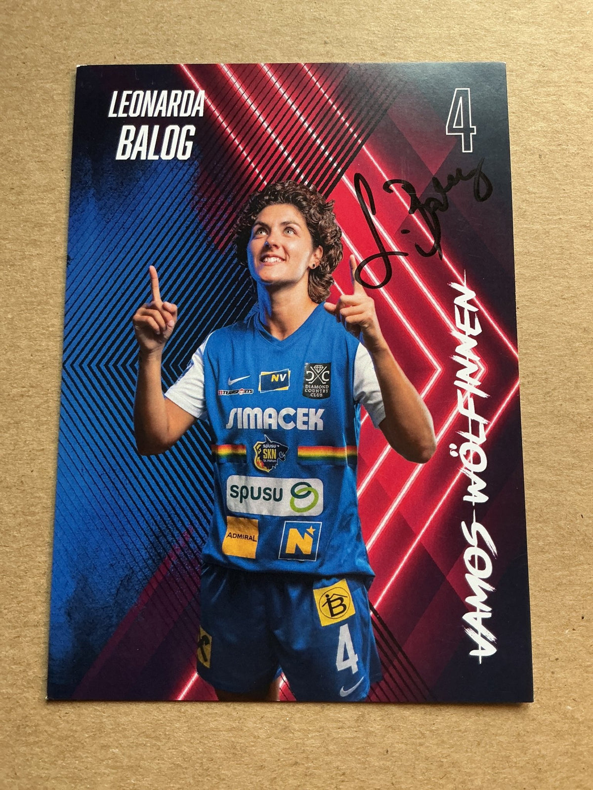 Leonarda Balog, Croatia 🇭🇷 SKN St.Pölten 2022/23 hand signed - Autographs-World
