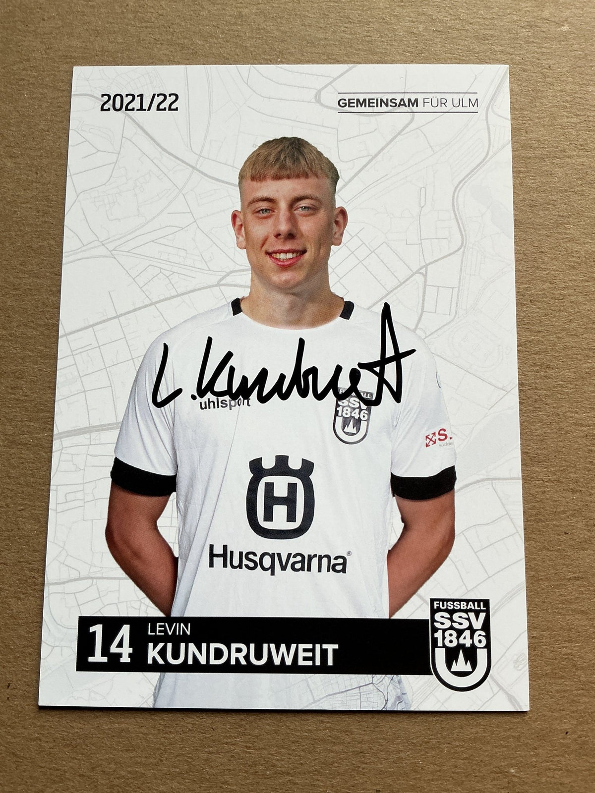 Levin Kundruweit, Germany 🇩🇪 SSV Ulm 1846 2021/22 hand signed - Autographs-World