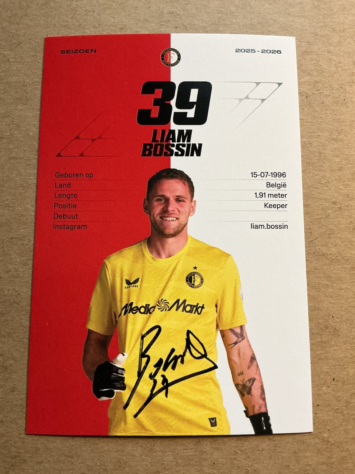 Liam Bossin, Ireland 🇮🇪 Feyenoord Rotterdam 2025/26 hand signed - Autographs-World