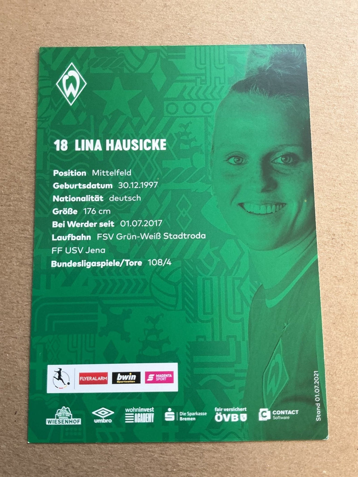 Lina Hausicke, Germany 🇩🇪 SV Werder Bremen 2021/22 hand signed - Autographs-World